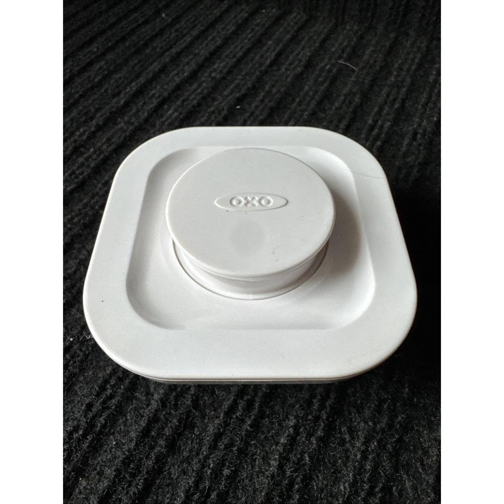 Oxo Pop Container‎ Replacement Lid Round Push Button 3" x 3"
